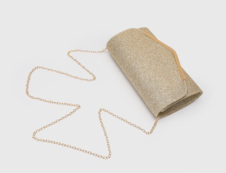 Vintage Clutch Bag with Metal V Charm - Magnetic Closure Evening Purse, Minimalist Chain Strap Party Bag in Structured PU