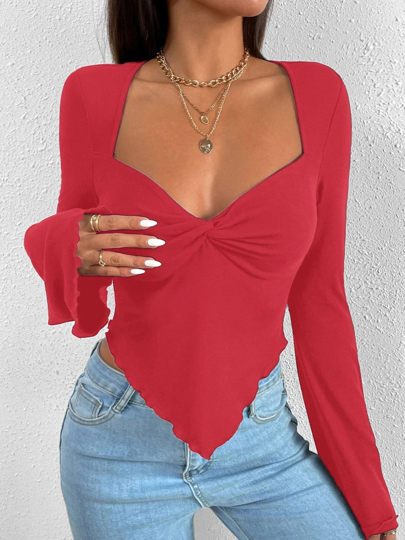 V-Neck Vacation Knit Top for Women, Bell Sleeve Asymmetric Hem T-Shirt with Waist Tucking Design
