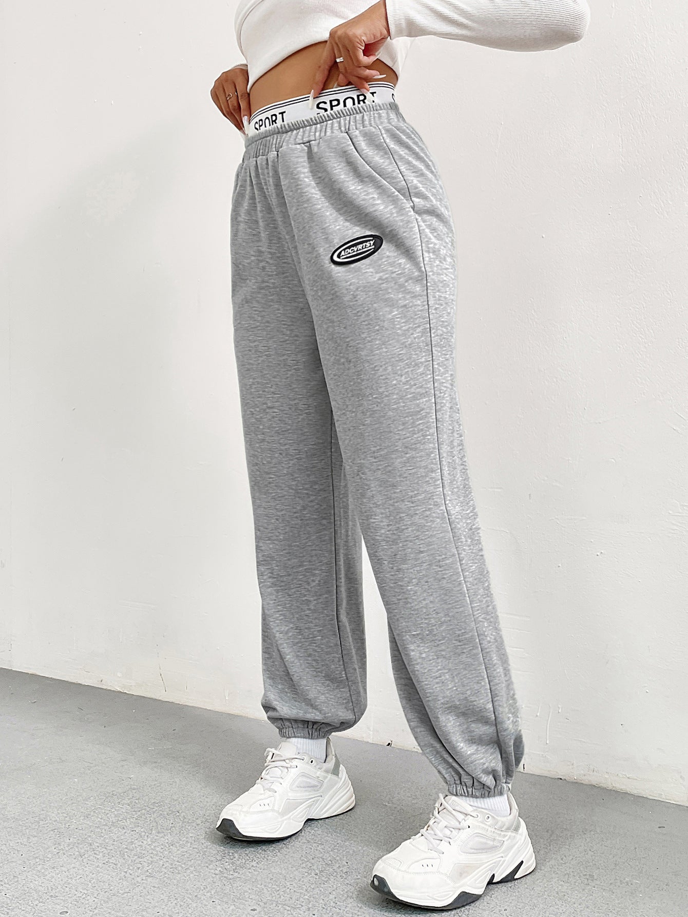 Grey Tapered Sweatpants for Women, Fall Winter Slim Fit Wide Leg Joggers with Elastic Cuff