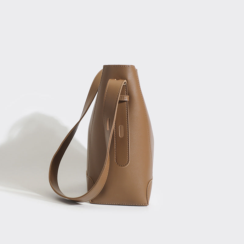 Vintage Bucket Bag for Women - Large PU Leather Commuter Tote with Magnetic Closure, Adjustable & Detachable Shoulder Strap and Zip Top