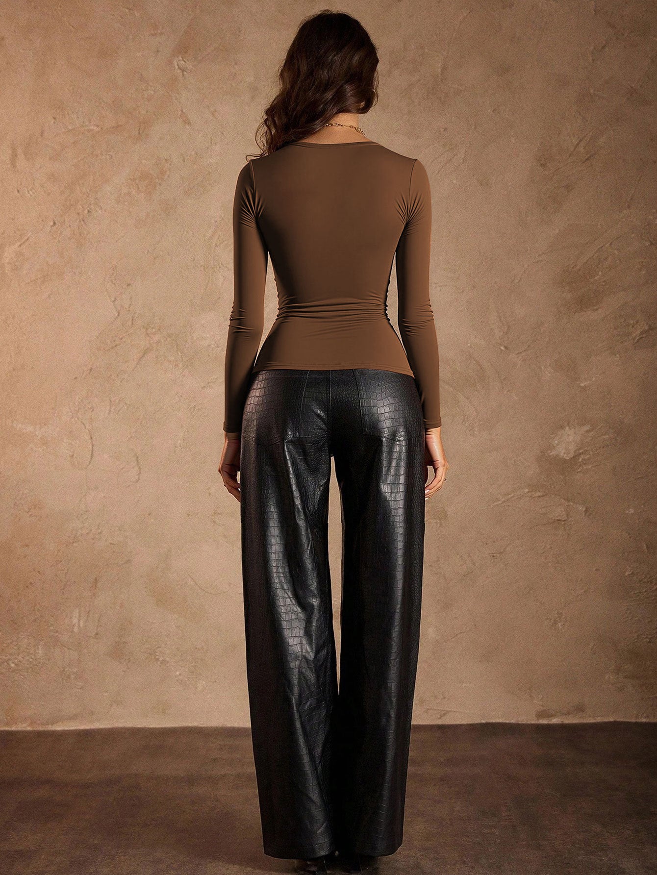Brushed Square Neck Top for Women, Retro Long Sleeve Slim Fit T-Shirt with Pleat Detail