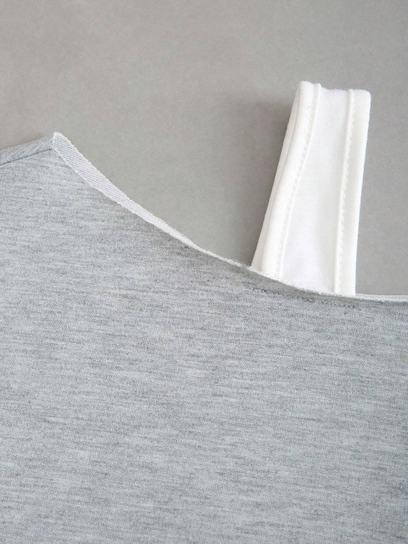 Asymmetric Off Shoulder Top for Women, Sporty Long Sleeve Cropped T-Shirt Slash Neck Blouse