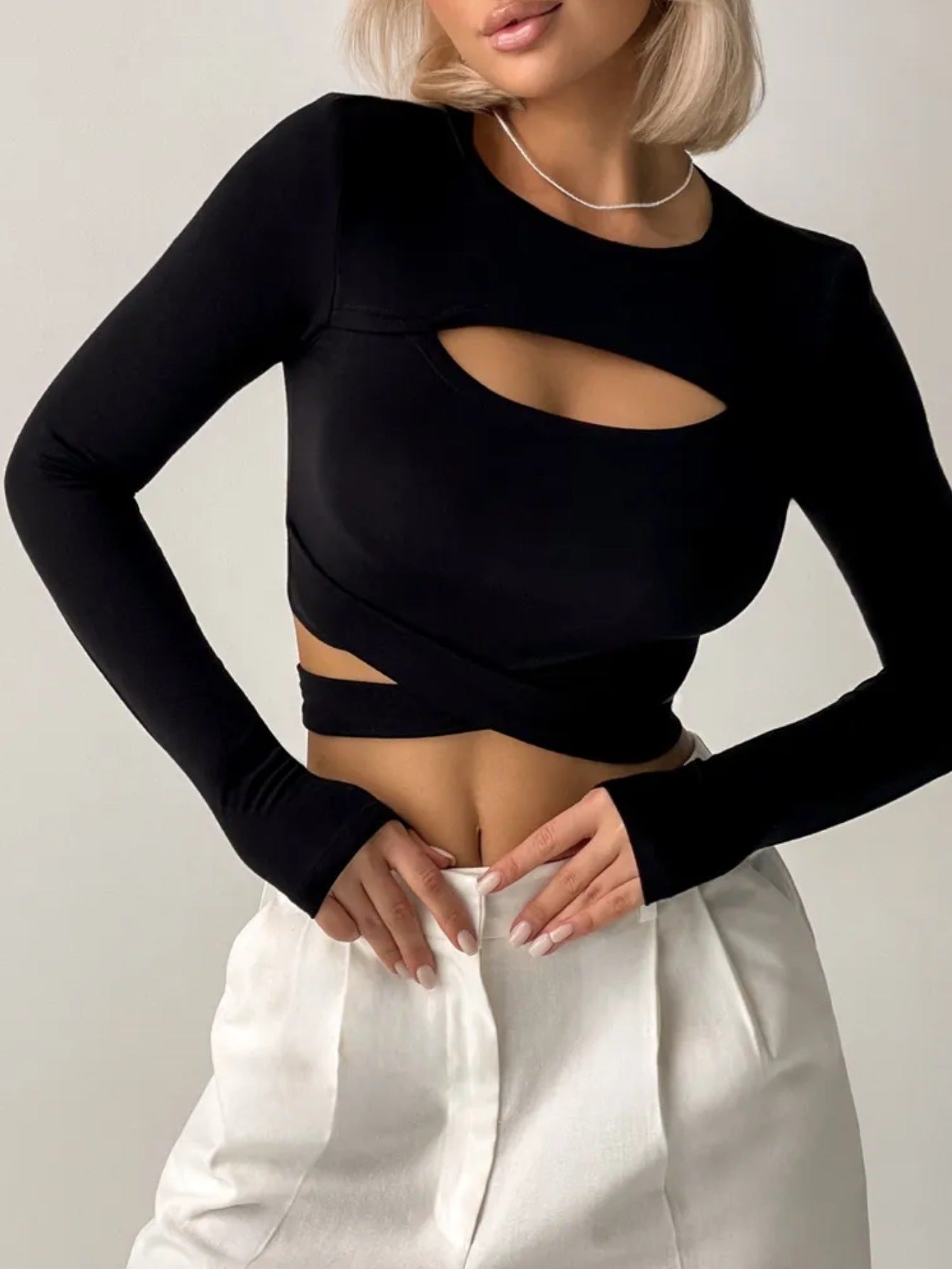 Black Back Tie Crop Top for Women, Fashion Long Sleeve Round Neck T-Shirt Slim Fit Midriff Blouse