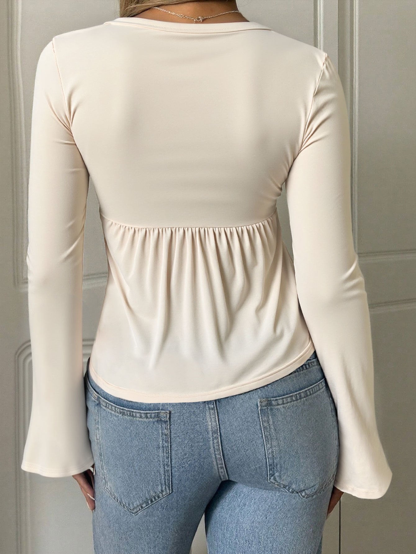U-Neck Ruffle Detail Blouse for Women, Bell Sleeve Long Sleeve Pullover Elegant Casual T-Shirt